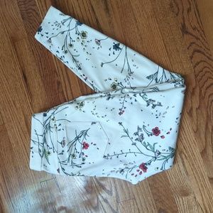 Hue Floral Jeggings Size Large